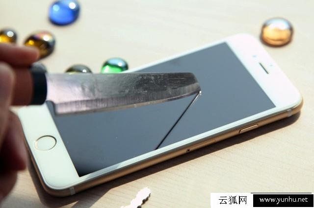 手機鋼化玻璃膜真的能防止摔碎屏幕嗎？