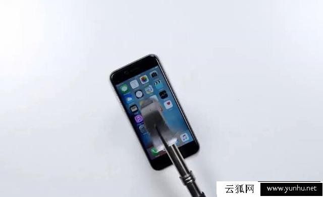 手機鋼化玻璃膜真的能防止摔碎屏幕嗎？