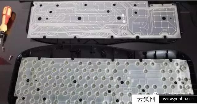 電腦鍵盤用太久竟然這么臟！不會清理怎么行？