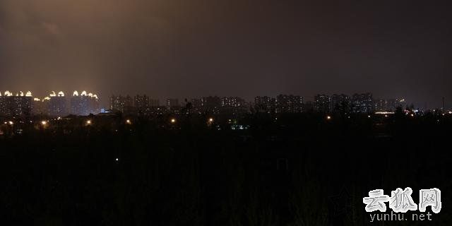 手機拍照技巧：教你如何使用手機的專業模式來拍攝純凈的夜景