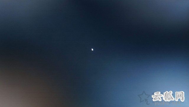液晶顯示器漏光是什么原因？液晶顯示器屏幕漏光的檢測方法