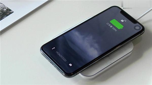 蘋果x帶無線充電嗎