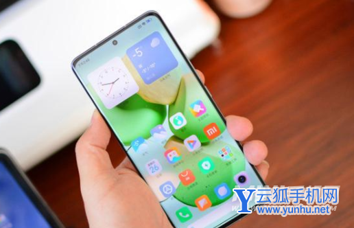 三星s22和note20u怎么選擇-哪款手機手機更加值得入手