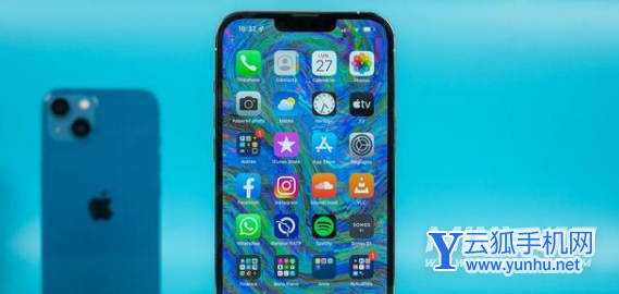 三星S22Ultra和iPhone13ProMax有什么區別-哪款手機性價比更高