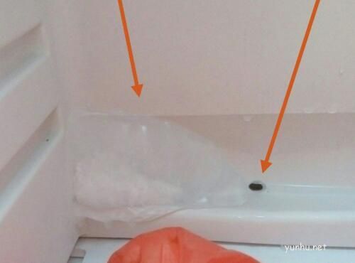 冰箱冷藏室排水孔堵塞疏通
