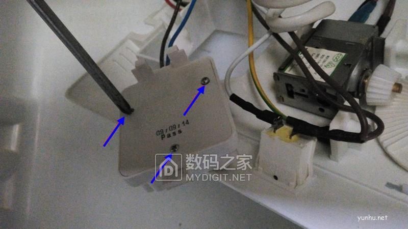 拆解新飛223升3門電冰箱，檢修LED燈光變暗通病故障
