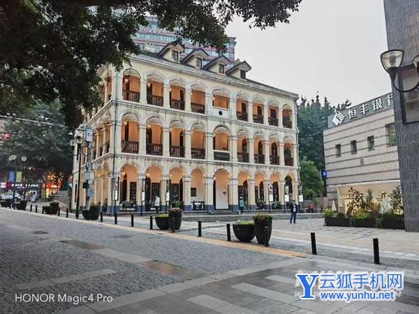 榮耀magic4Pro和三星s22Ultra拍照方面哪個更好-手機拍照評測
