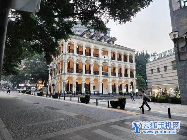 榮耀magic4Pro和三星s22Ultra拍照方面哪個更好-手機拍照評測