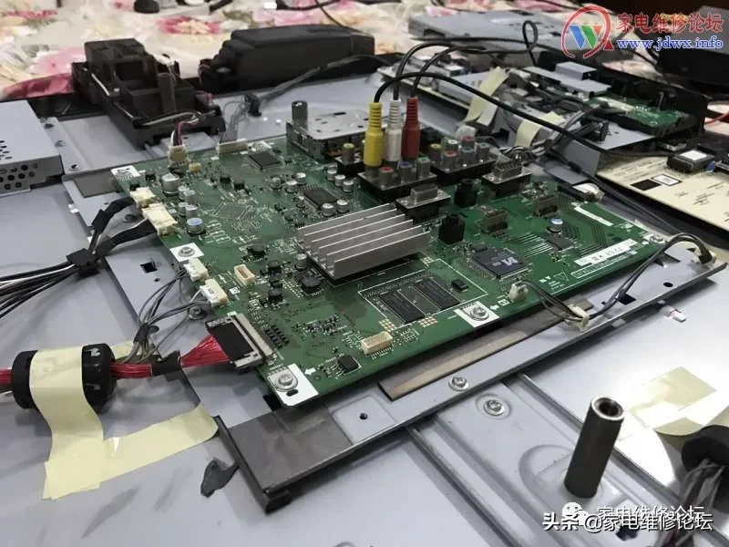 夏普液晶電視LCD46GE50A開機重啟修復