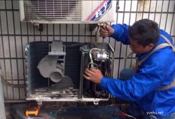 '分析室內機漏水故障原因'