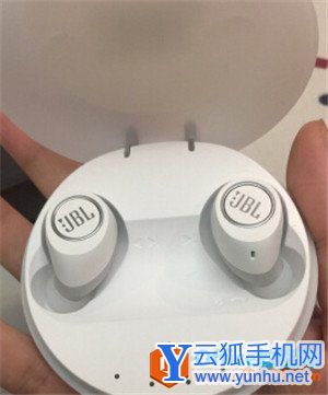 JBL FREE耳機怎么開機和關機