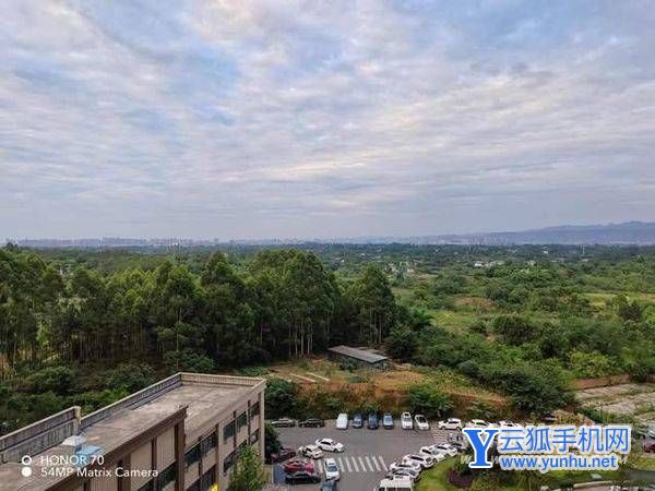 榮耀70真機上手評測-手機開箱測評