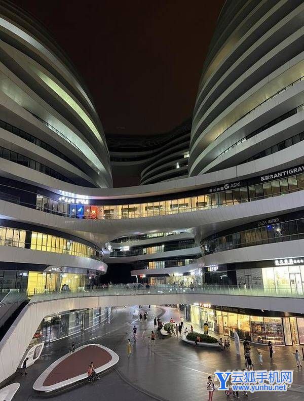蘋果/OPPO/小米夜景拍攝對比-哪款手機拍照更加出色(2/3)