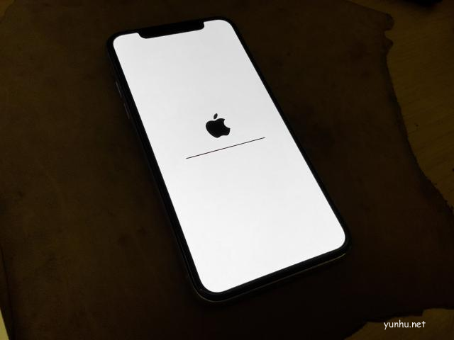 蘋果突然死機了關不了咋辦(1)