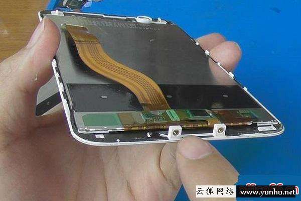 手機屏幕出現豎條紋是怎么回事（手機屏出現條紋怎么修復）(2)
