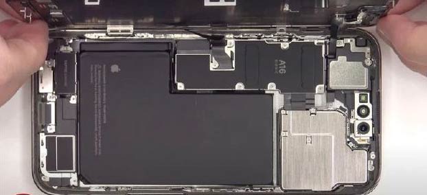 iPhone 14 Pro Max內部結構長什么樣？看iPhone 14 Pro Max拆解